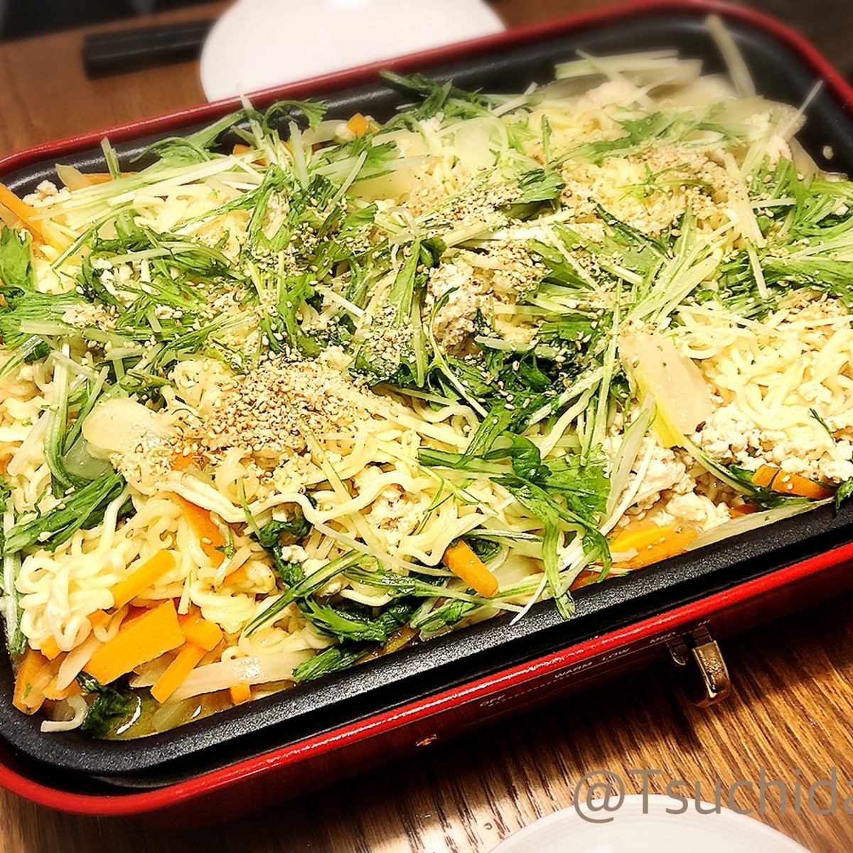 ホットプレートで楽チン インスタント塩焼きそば レシピ 作り方 By つちだあお 楽天レシピ ホットプレートで楽チン インスタント塩焼きそば レシピ 作り方 By つちだあお 楽天レシピ